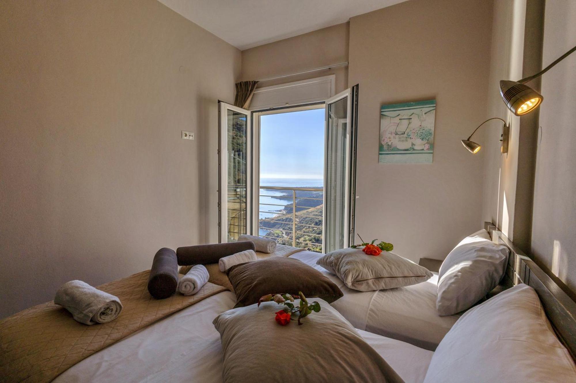Akrotiri Panorama- Luxury Rental Apartments With Sea View Rodakino Exteriér fotografie